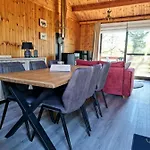 Cosy Au Chamily Chalet